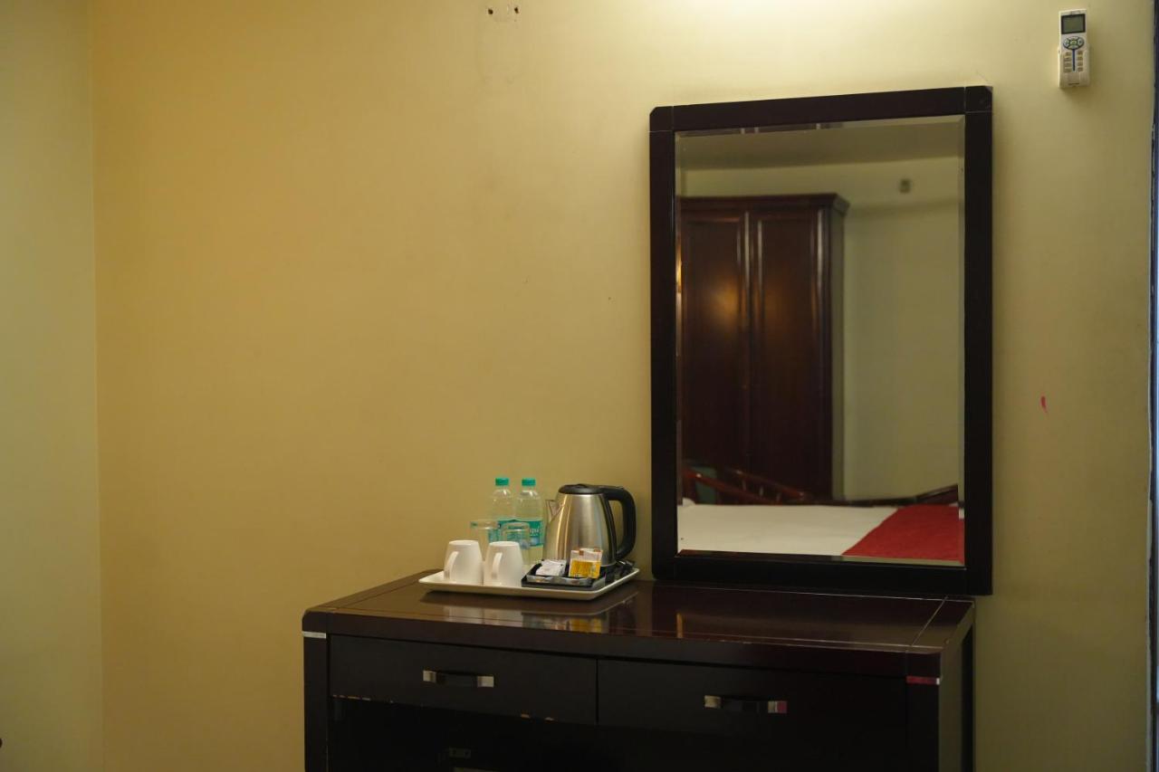 Mg Zion Hotel Tirupati Exterior foto